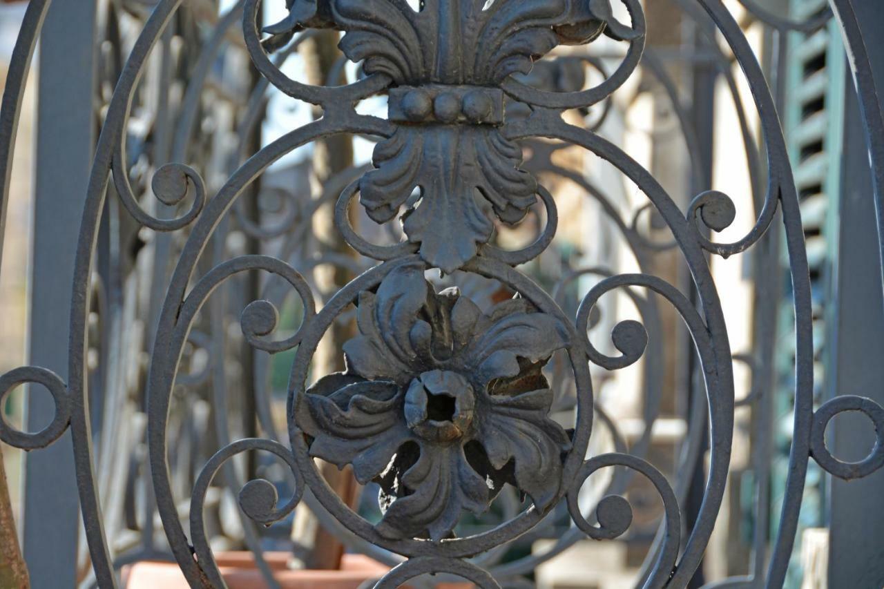 B&B Di Charme Camelie Palazzo Nicotra Riposto Exterior foto