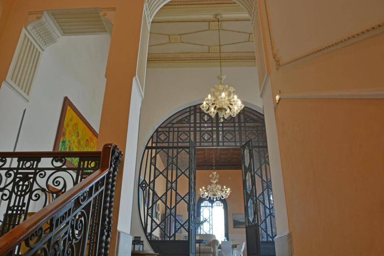 B&B Di Charme Camelie Palazzo Nicotra Riposto Exterior foto